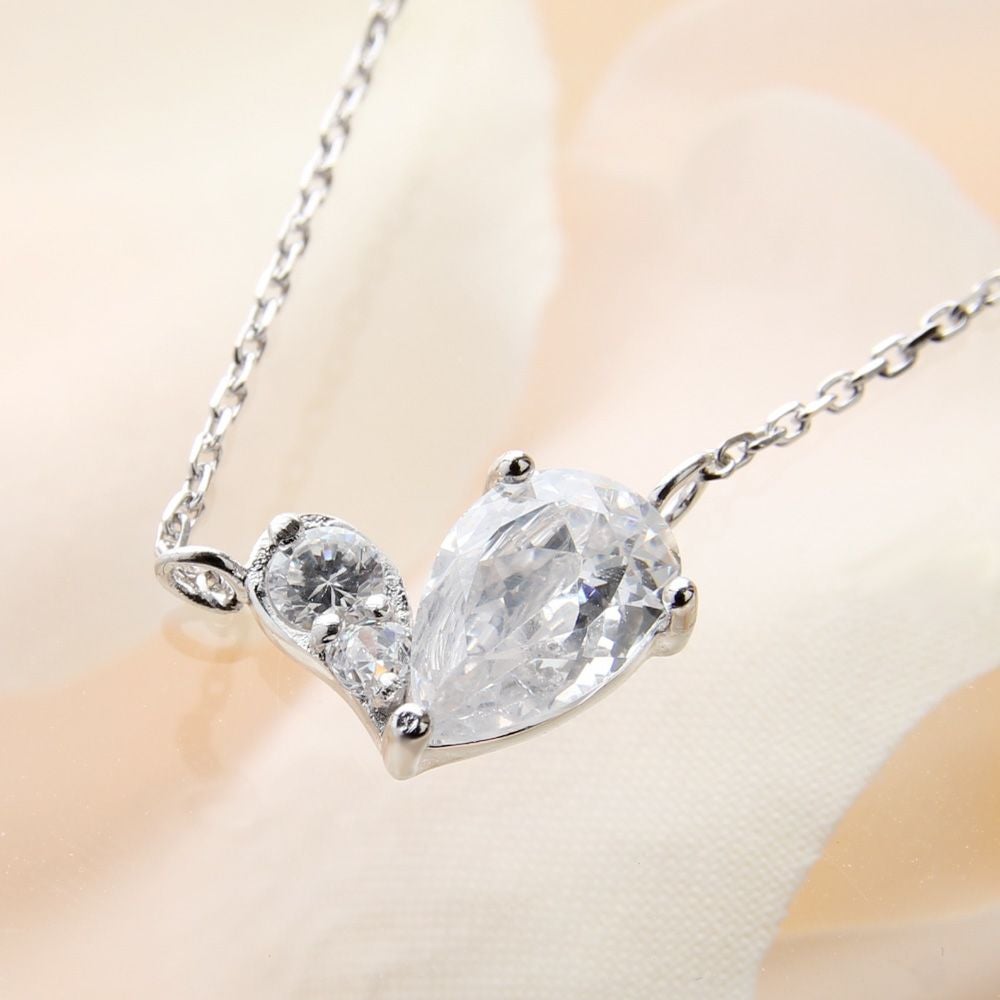 SVR925★ハートドロップネックレス